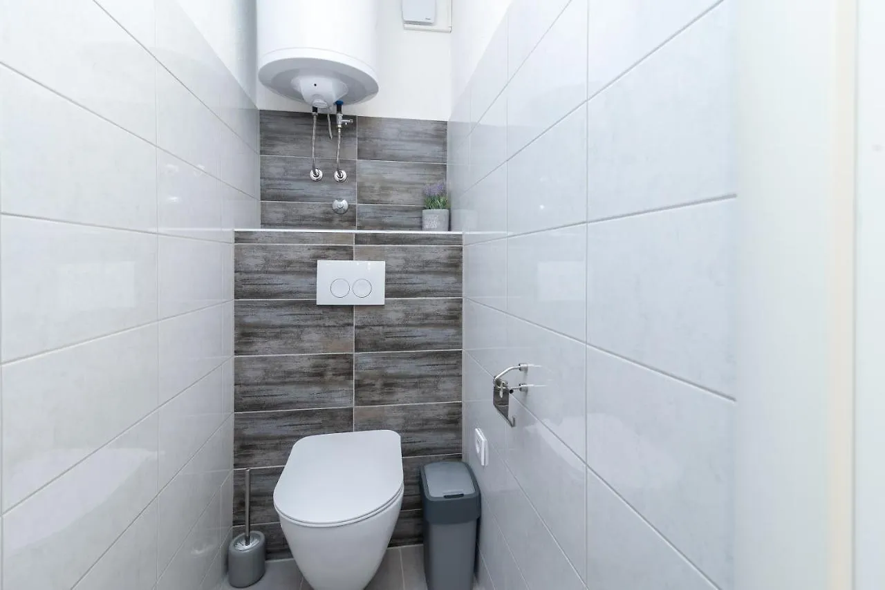 Apartment Gagula With Jacuzzi 트로기르